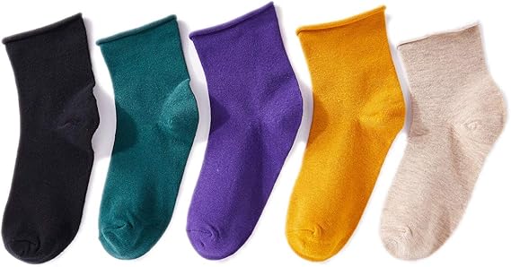 Amazon 靴下 レディース ソックス ストッキング 女性 秋 冬 綿 厚手 暖かい クルーソックス フットカバー 無地 柔らか 可愛い 縞模様 カラフルカラー 韓国風 スポーツ 通勤 通学 黒 白 女の子 学生 プレゼント Socks For Women 5足組セット Amazon 靴下 レディース ソックス ストッキング 女性 秋 冬 綿 厚手 暖かい クルーソックス フットカバー 無地 柔らか 可愛い 縞模様 カラフルカラー 韓国風 スポーツ 通勤 通学 黒 白 女の子 学生 プレゼント Socks For Women 5足組セット