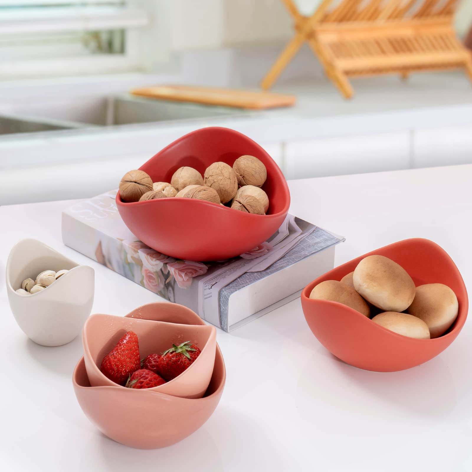 Notakia Salad Bowls