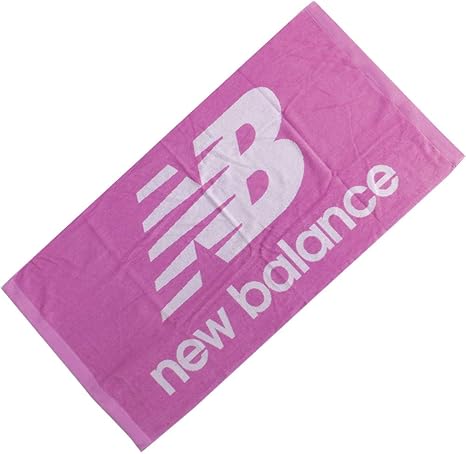Amazon ニューバランス 5 1 3 3 Pk 大判バスタオル New Balance ロゴマーク 70 140cm ジャガード 綿100 ヤング スポーツ ブランド タオル ファッション おしゃれ エチケット お風呂 サウナ 汗 ギフト プレゼント バスタオル ホーム キッチン オンライン通販