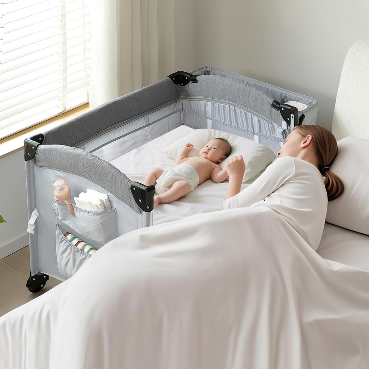 Kennkari ベビーベッド ベビーサークル 折りたたみ 添い寝ベッド プレイヤード サイド高さ調整可能 お昼寝マット キャリーバッグ付 マットレス付 おむつ替えテーブル付き キャスター付き 多機能 出産祝 軽量 (A型二段調整(89cmの長さ)ライトグレー)商品画像