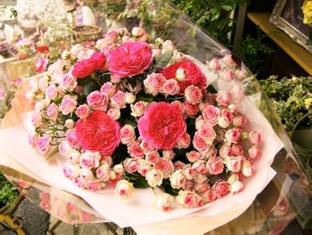Amazon パリスタイルの花屋 スペシャルローズブーケ バラの花束 誕生日 送別 退職祝いに 各種お祝い 記念日に 花束 オンライン通販