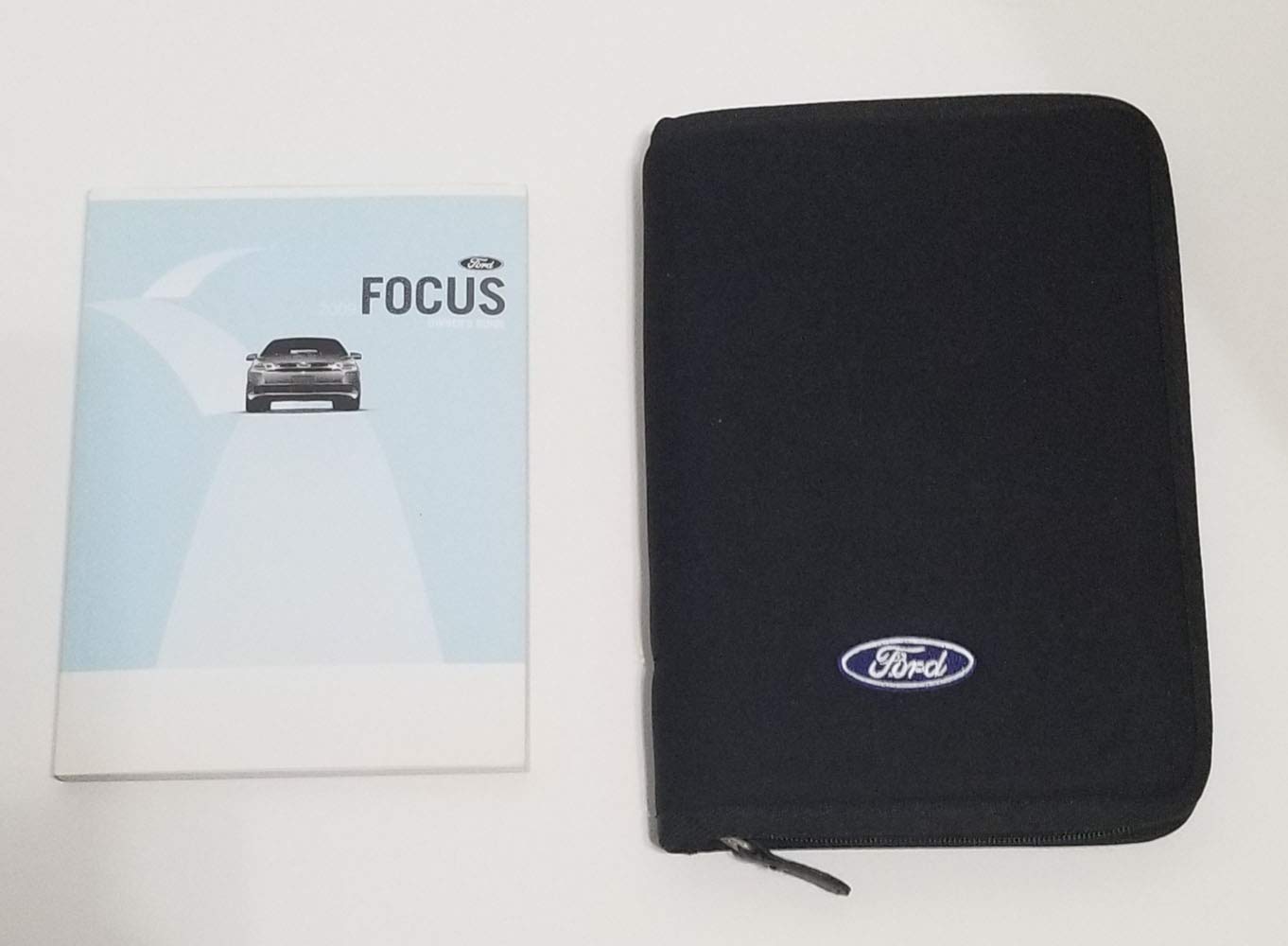 2009 Ford Focus Owners Manual Paperback – 2009