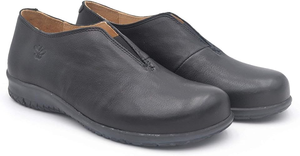 comfortable fashionable women's shoes