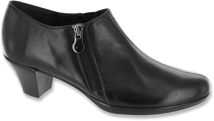 munro taylor bootie