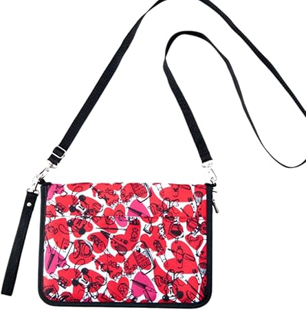 Amazon Co Jp ミニー マウス マルチ ケース ハート ミニーと一緒に旅しよう かわいい 母子手帳 パスポート 通帳 入れ ディズニーリゾート限定 おもちゃ