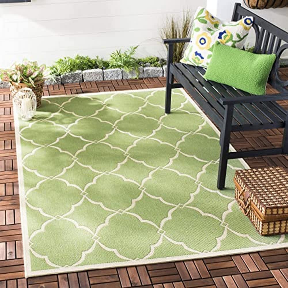 Safavieh Trellis Indoor/Outdoor Woven Rectangle Area Rug, Beachhouse Collection, BHS125, in Olive / Cream, 79 X 152 cm for Garden, Patio or Any Outdoor Space
