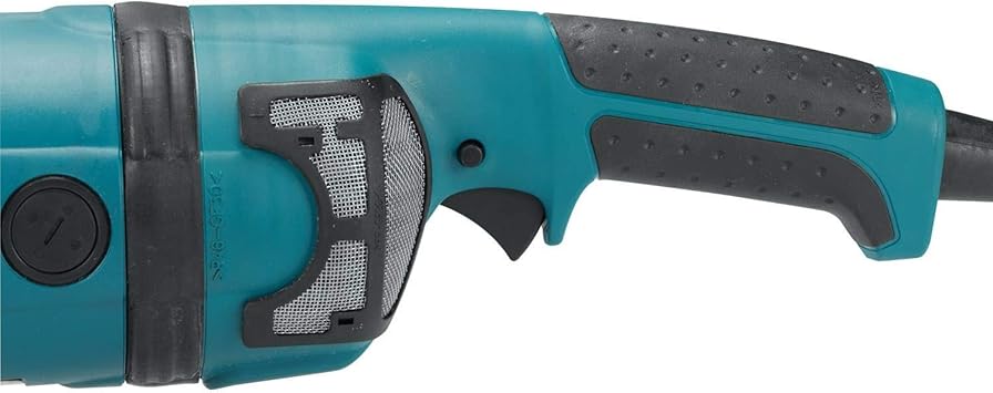 Makita GA7031Y featured image 4