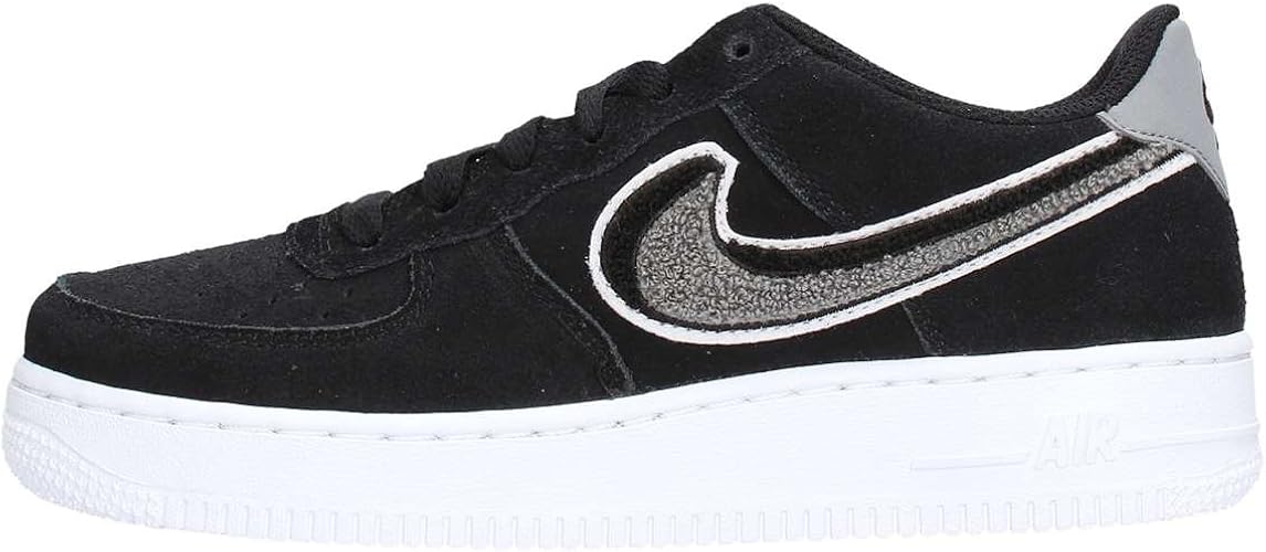 Amazon Co Jp Nike キッズ エアフォース 1 Lv8 Gs バスケットボールシューズ Us サイズ 5 5 カラー ブラック 服 ファッション小物