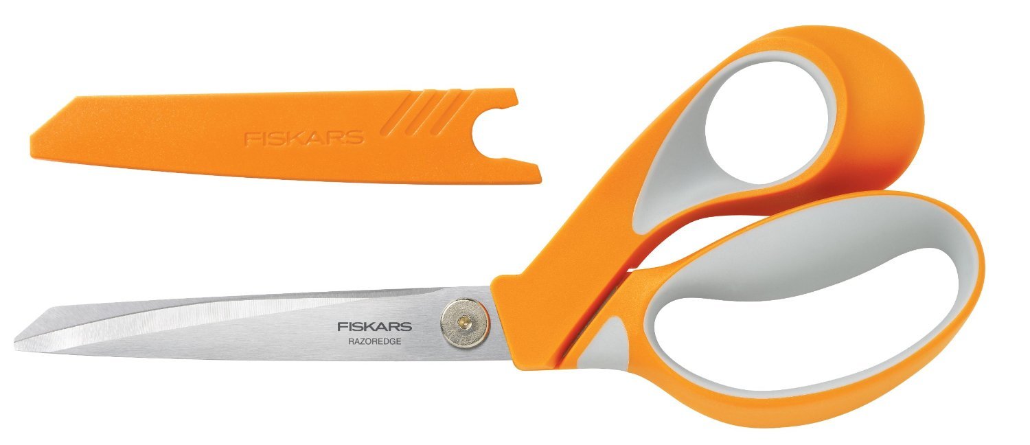 Fiskars Crafts 8195 RazorEdge Softgrip Fabric Shears, 9-Inch