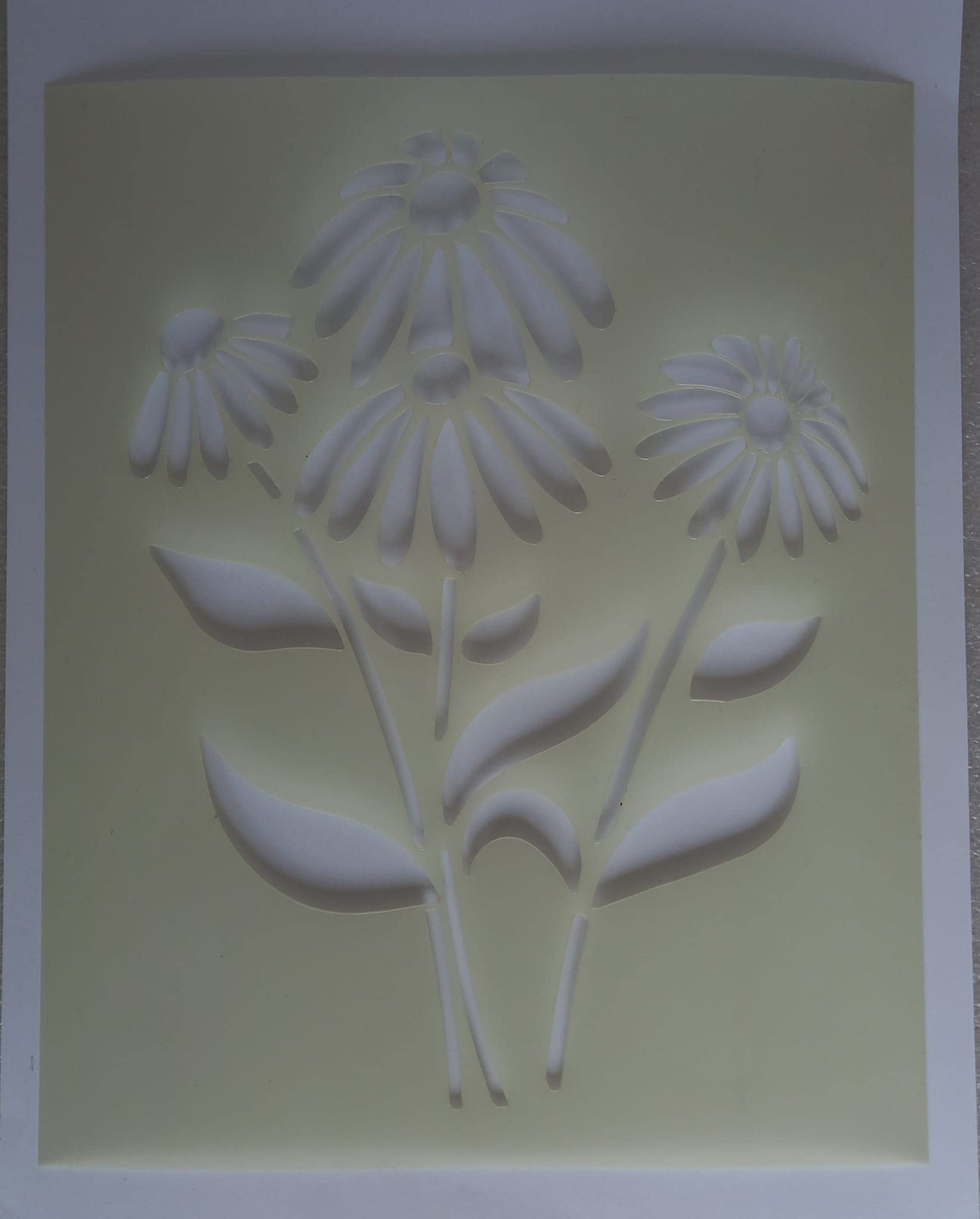 Large daisy flower plant wall decor stencils bedroom living room kitchen 8.25" x 6.5" chrysanthemum