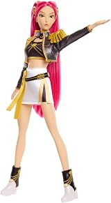 Mattel KPop Demon Hunters HUNTR/X Mira Golden Singing Doll view 5