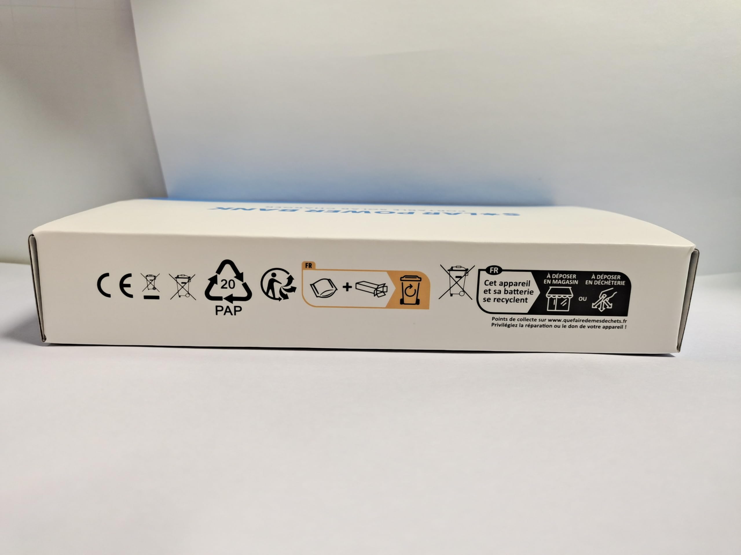 Solar Charger 26800mAh, Hiluckey Wireless Portable Charger Qi Power Bank with 4 Outputs & LED Flashlight, USB C Quick Charge Waterproof Phone Charger for Smartphones, Tablets and Outdoors
