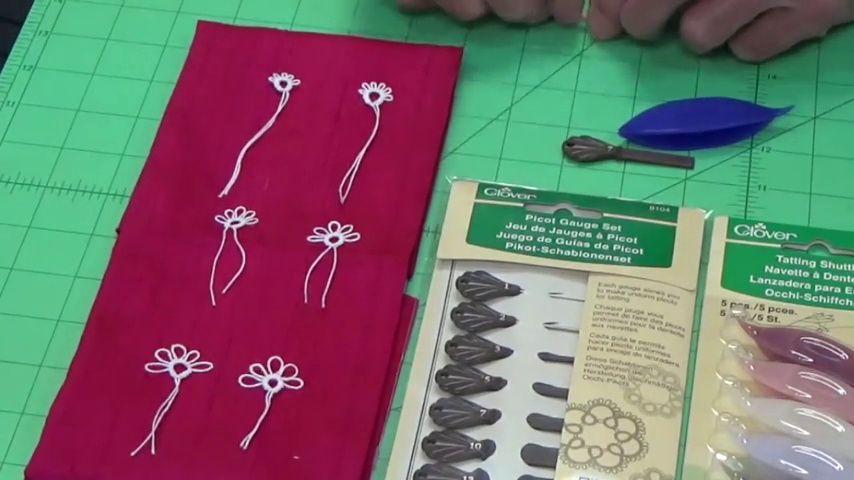 1 Clover+8101+Tatting+Shuttle+2+Pack