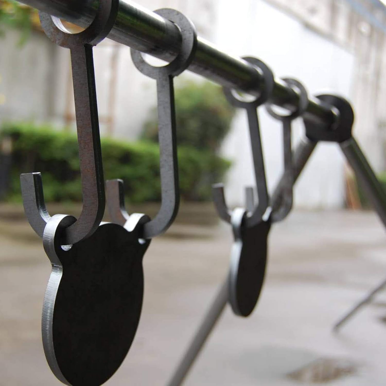 Chriffer Shooting Target Stand Kit, DIY Pipe Target Stand Set with Target Hanging Hook 4pcs, Target Gongs 2pcs, Mounting Bracket 2pcs for Pipe : Sports & Outdoors
