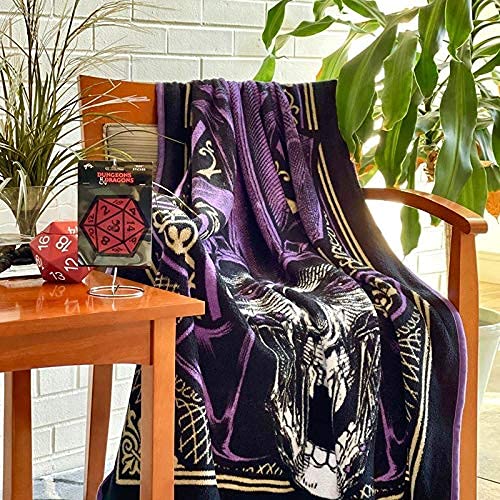 Dungeons & Dragons Player's Guide Fleece Throw Blanket 45 X 60 Inches