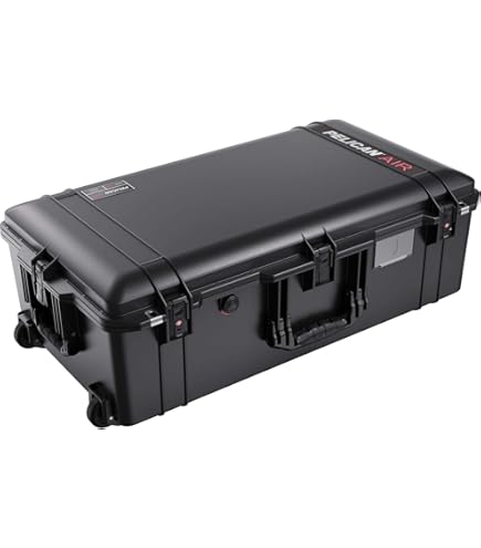 PELICAN 1560 ペリカンケース Amazon.com: Pelican 1560 Case With Foam (Black) : Sports & Outdoors