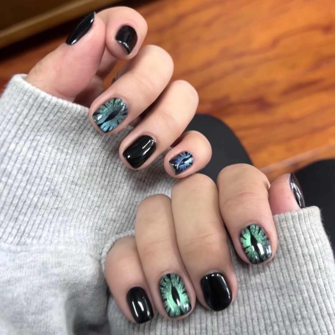 Mgmxbsth 30Pcs Square Fake Nails,Devil Eveil Press on Nails,Cat Eyes Glossy Fake Nails, Stick on Nails with Designs Stick for Women and Girls (Devil's Eye)