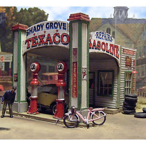 HO KIT Laser-Cut Gas Station at Shady Grove