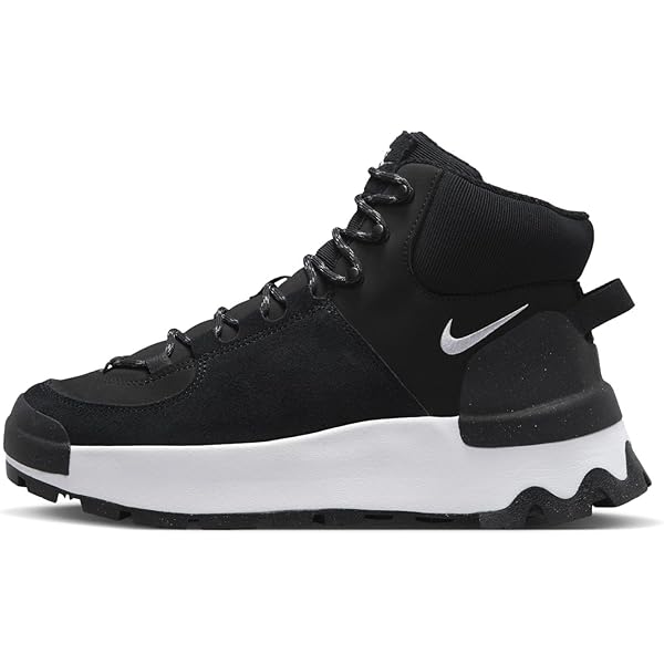Amazon.com | Nike Woodside Chukka 2 Women's Boots (537345-200