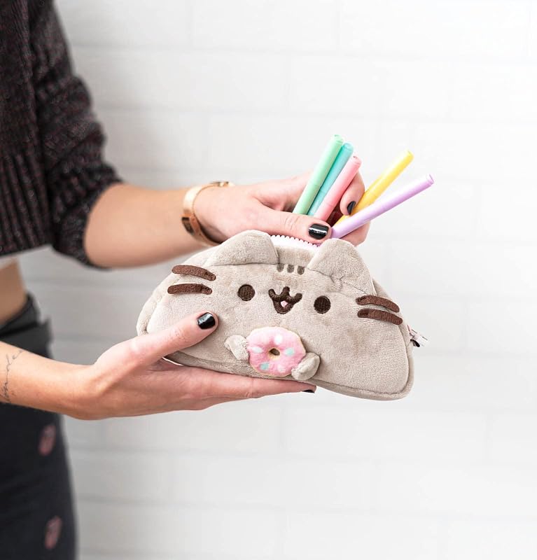Groupo Erik - Trousse Peluche Pusheen 20x10x5 cm - sous Licence Officielle, Trousse Scolaire Enfant, Collège ou Lycée - Fournitures Scolaires, Matériel Scolaire