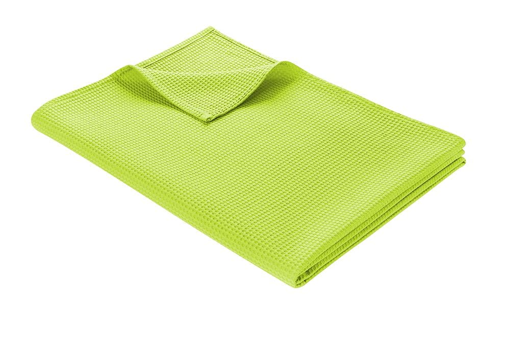 WOHNWOHL Bedspread 180 x 240 cm • Lightweight summer blanket made of 100% cotton • Versatile airy sofa blanket • Easy care blanket • Cotton blanket colour: green