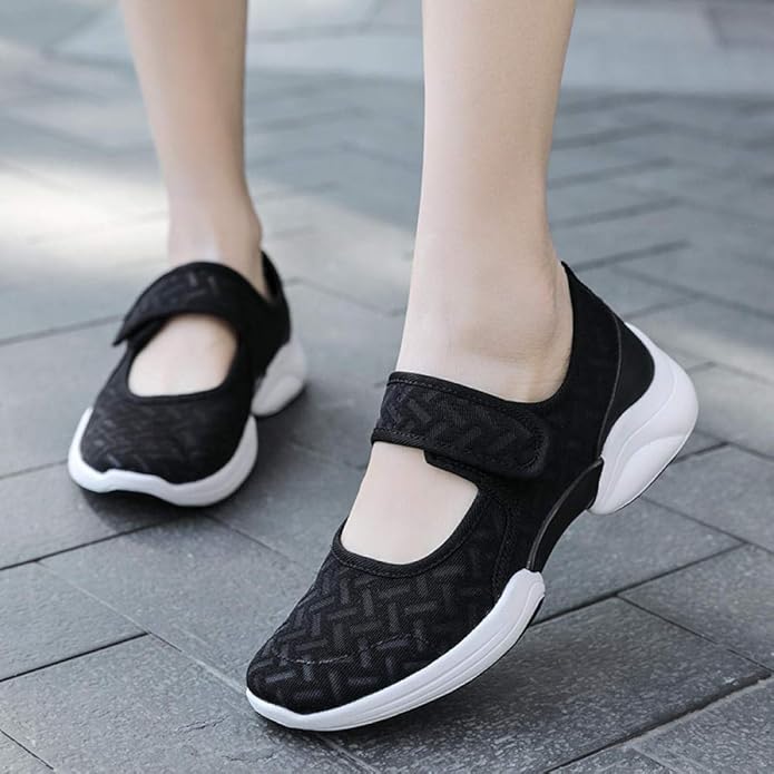 Fit and Soft Comfortable Upper, Summer Breathable lace Mother Shoes