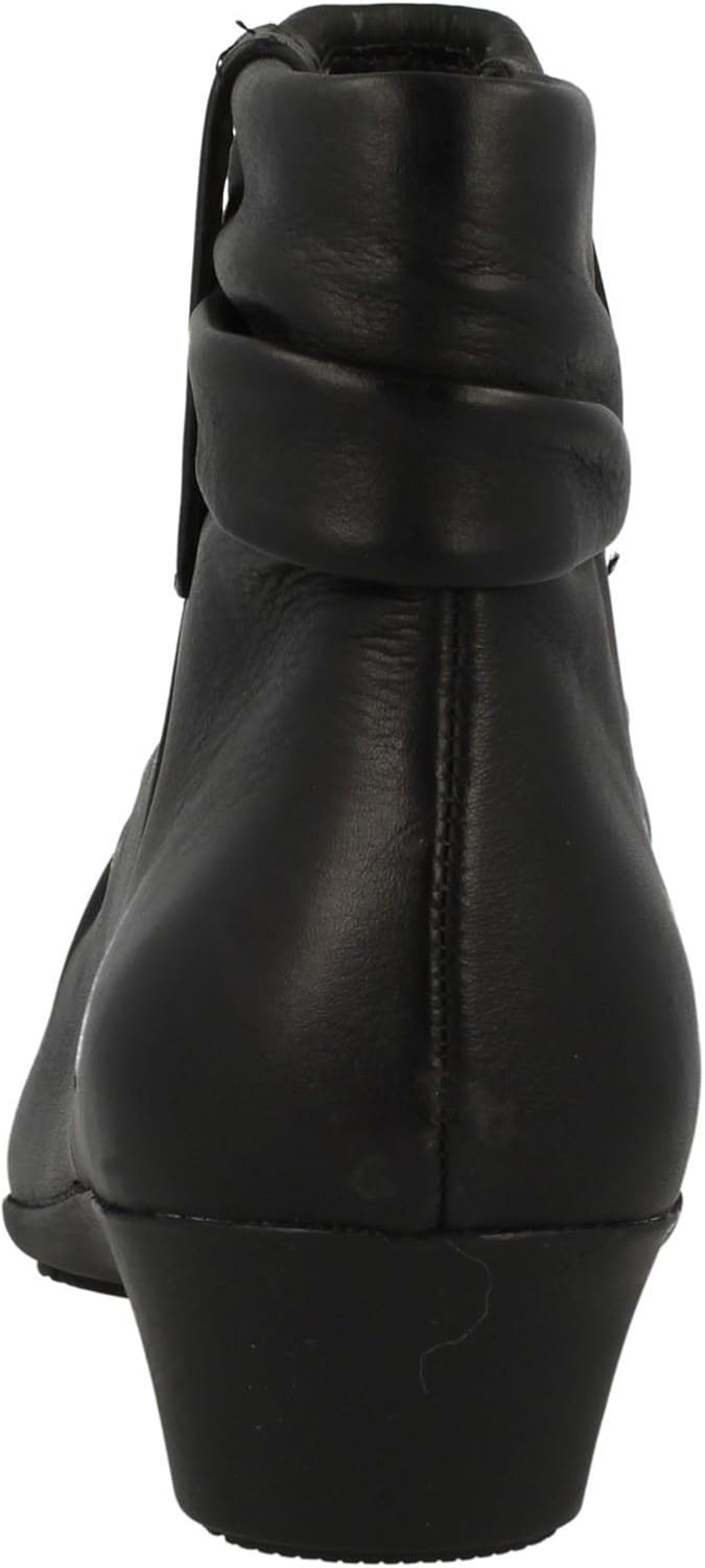 matron ella clarks boots