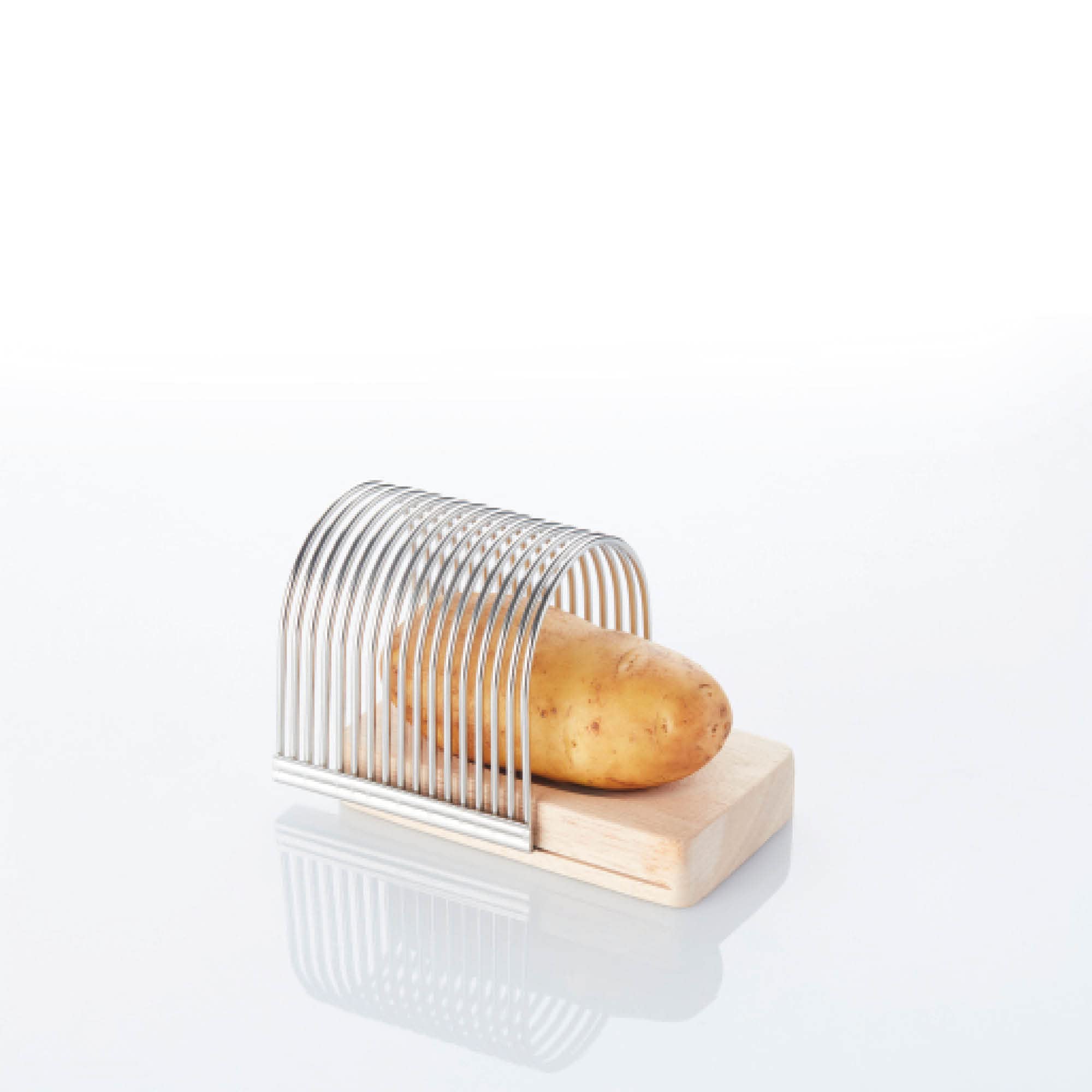 Barbecook Potatoes, Chips and Vegetable Cutter for Equal Chips, hasselback Potatoes and Vegetable Strips Made of Stainless Steel with Wooden Board, Dimensions 13.6 x 9.4 x 10.5 cm