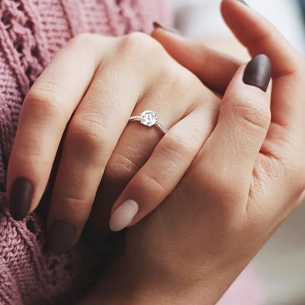 SAMIOVJ MOISSANITE ENGAGEMENT RINGS FOR WOMEN, 1CT 1.5CT 2CT D COLOR ROUND DIAMOND SOLITAIRE ENGAGEMENT RING, WHITE GOLD PLATED STERLING SILVER WEDDING PROMISE RINGS