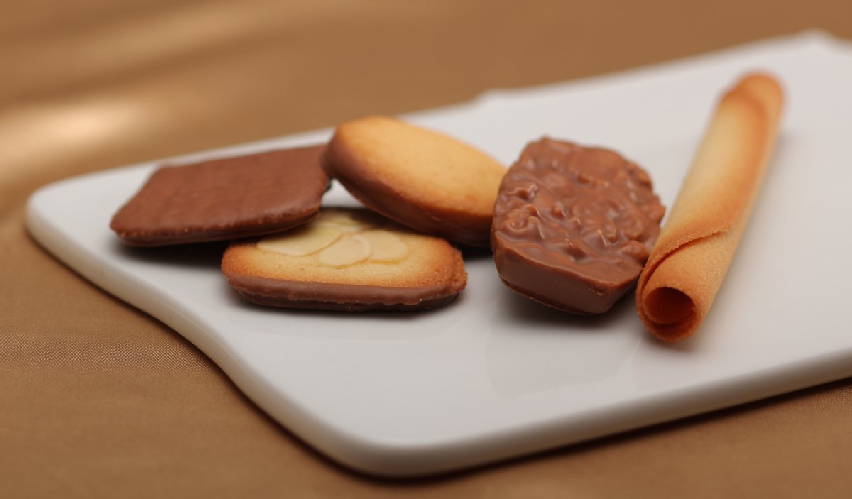 CINQ DELICES / Yoku Moku Japanese Butter Cookie Assortment Gift Box