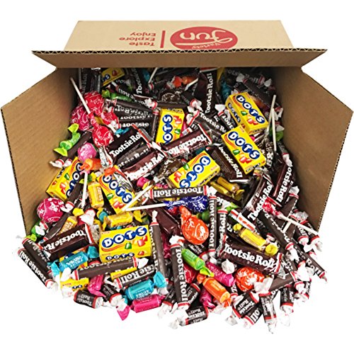 Trick or Treat Halloween Candy Variety Pack Mixed Assortment Bulk Value (96 oz)