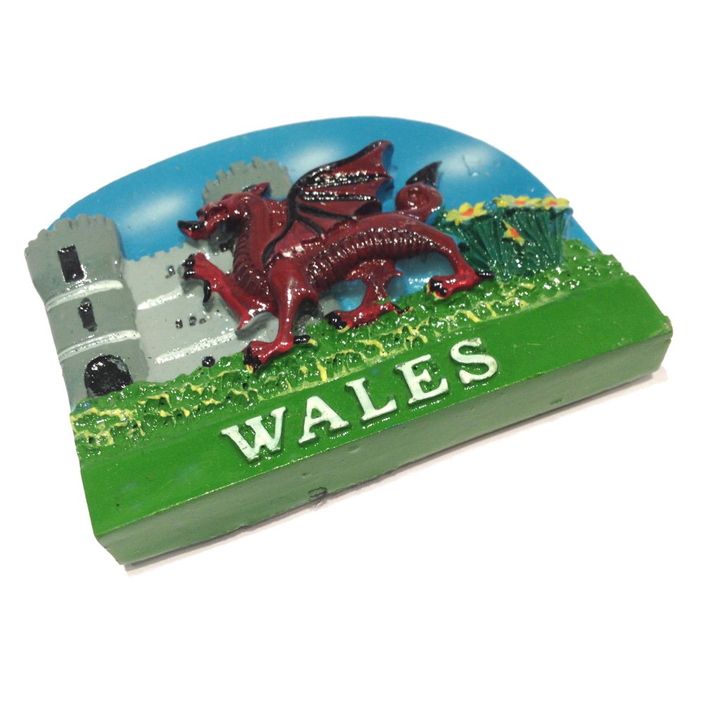 Bluesky y castillo de dragón galés Imán para nevera [otk]: Amazon ...