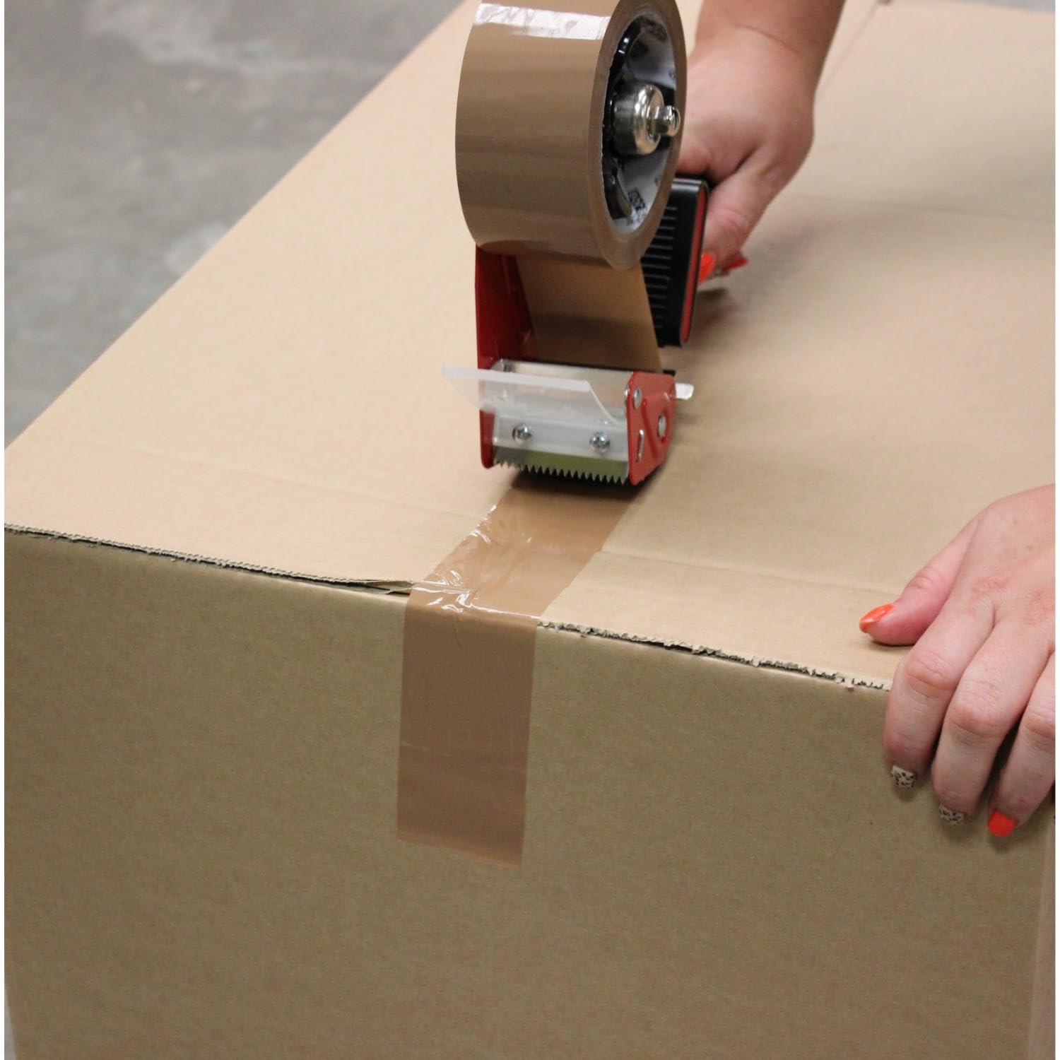 Fit For The Job Klebebandabroller mit 6 Rollen braunem Verpackungsklebeband - Ideal zum Verpacken von zerbrechlichem Klebeband, robuster Klebebandabroller zum Versiegeln und Verpacken 7