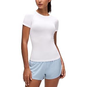 CRZ YOGA Seamless Crewneck T-Shirt Slim Fit | Training, Chafe-Free, Hip Length, Raglan Sleeves, Workout, Short Sleeve Tops fo