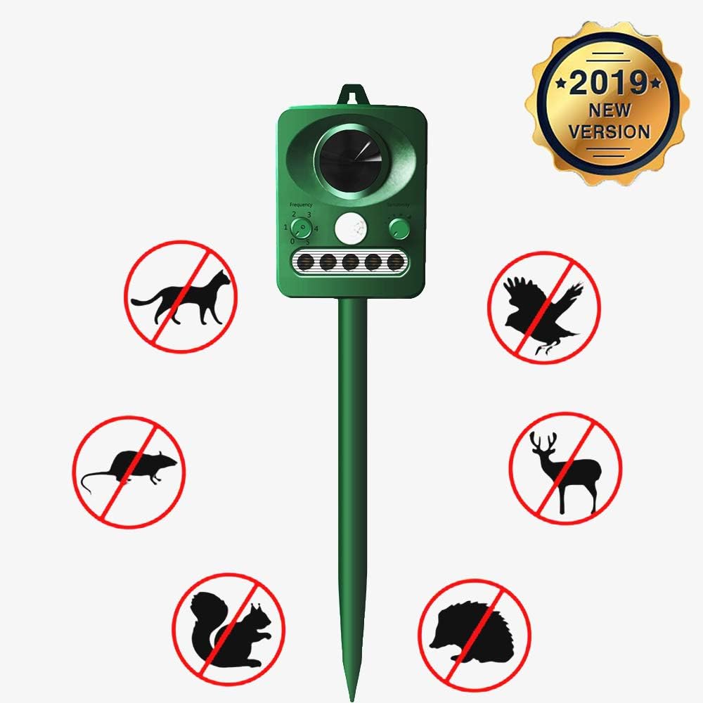 Solar Ultrasonic Animal Control Repellent , Deterrent Cat Scarer Outdoor for Farm Yard Garden Grassland Waterproof Pet Deterrent with Motion Sensor and Flashing Light forDog, Fox, Squirrel, Rat, Bird
