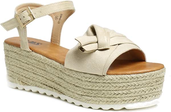 Arizona Birkenstock Sandal | White birkenstocks, Birkenstock, White birkenstock outfit