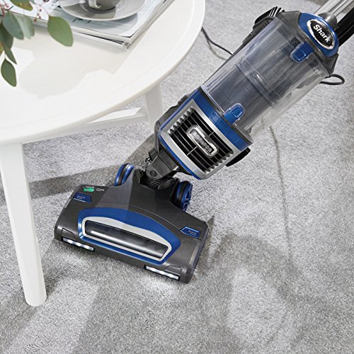 Shark NV601UK Review Lift Away Upright Vacuum Cleaner
