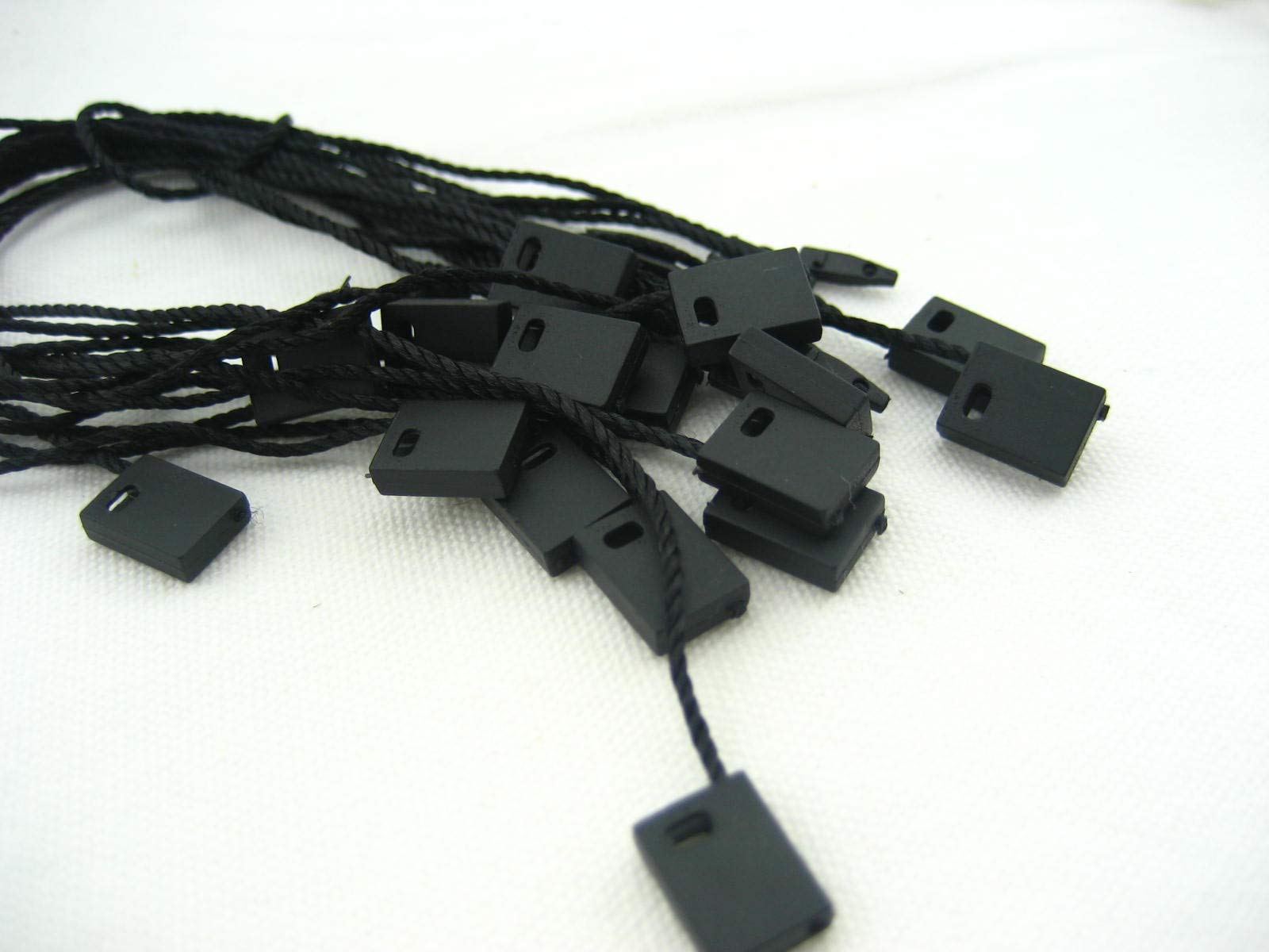 50pcs of Black Tag String Lock Fastener Labeling Tagging Supplies Square end tag Hang