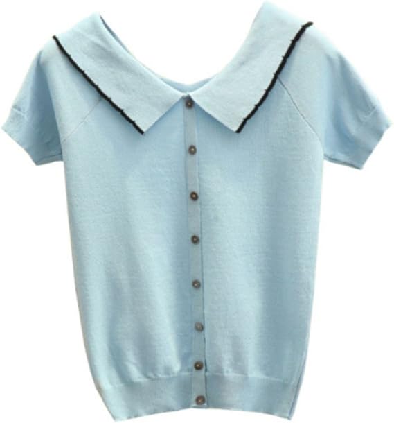 Amazon Co Jp Ace Factory レディース ポロシャツ風で広い襟ぐりのシャツブラウス 無地 シンプル オフィス ゴルフ かわいい おしゃれ エコバッグ付き ライトブルーフリー 服 ファッション小物