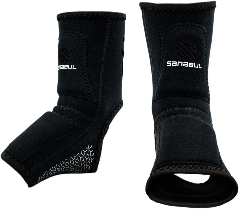 Sanabul Essential Striking Gel Ankle Guard for MMA Muay Thai Kick Boxing (Pair) : Sports & Outdoors