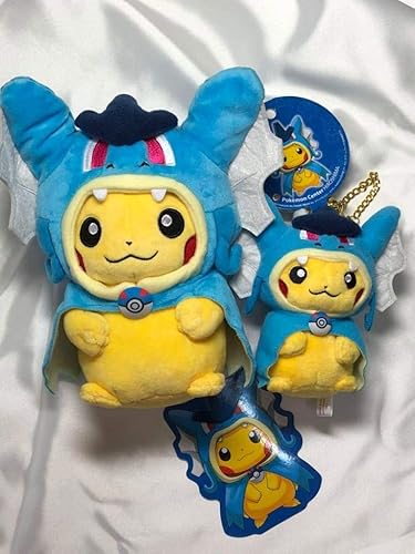 Amazon ポケモンセンターオリジナル ぬいぐるみギャラドスごっこピカチュウ1個 マスコット1個 アニメ 萌えグッズ 通販