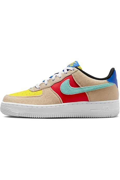 Amazon.com | Nike Boy's Air Force 1 LV8 2 (Big Kid) Sanddrift/Emerald  Rise/Track Red 4.5 Big Kid M | Basketball