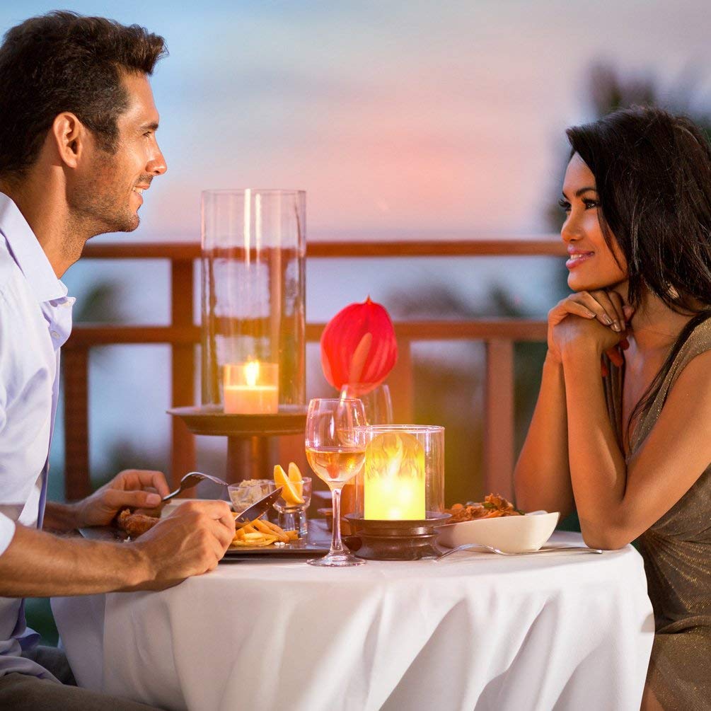 AUTFIT Led Flammen Lampe mit simuliertem Flammen Licht, 4 Modi Flamme Glühbirne, E27 Base Dekorative Leuchtmittel Flamme Birne für Halloween/Valentinstag/Zuhause/Hotel/Bar/Garten（1-Pack)