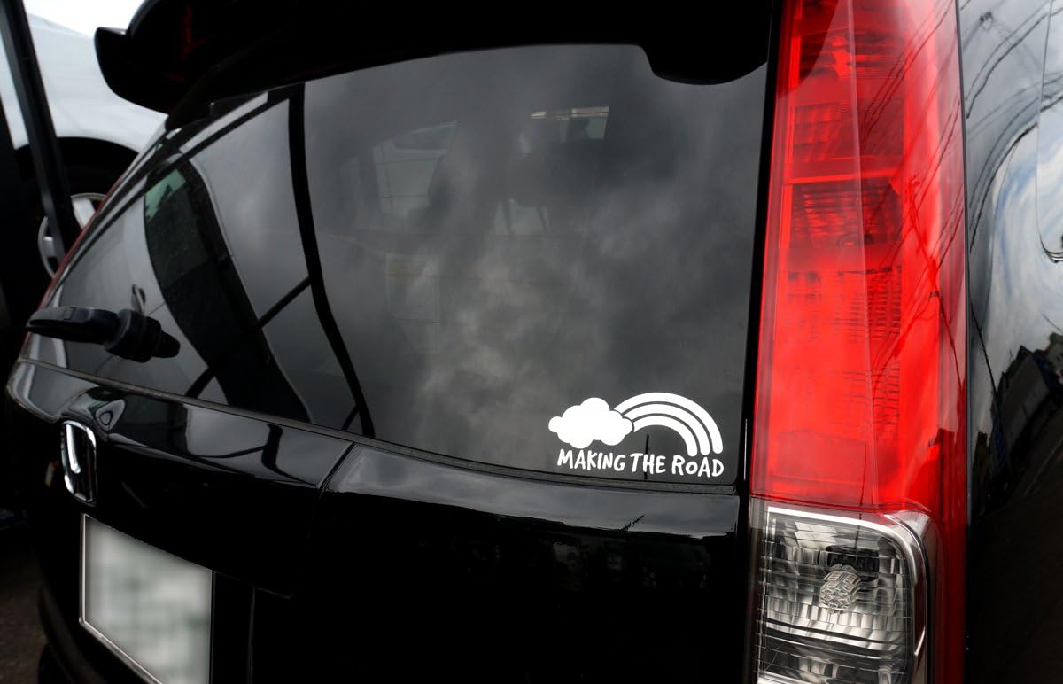 Amazon 虹 Making The Road レインボー ステッカー 車ガラス 給油口 白 P01 ステッカー デカール 車 バイク