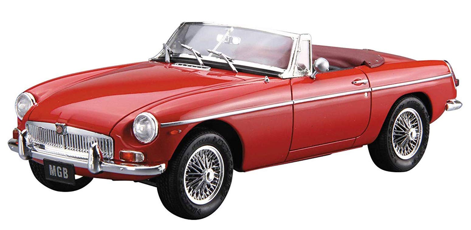 1/24 scale 1968 BLMC MGB MGB Roadster Convertible model kit by Aoshima