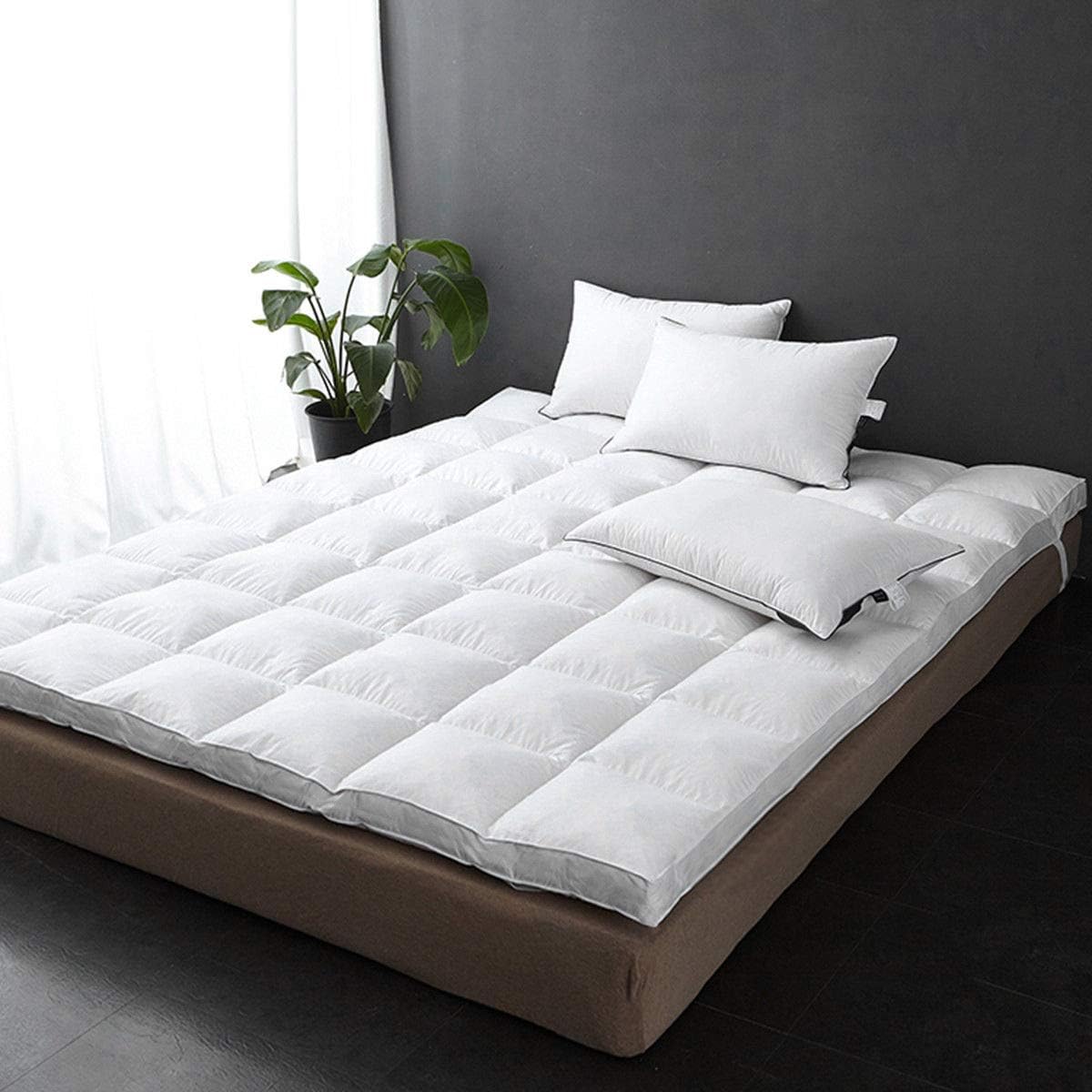 Giantex Mattress Topper Pad Cover for Bed with 4 Elastic Bands of Deep Stretches 6-22 Inches Cooling 100% Cotton Thick Overfilled Plush Bedding Quilted Fitted Matress Pad White