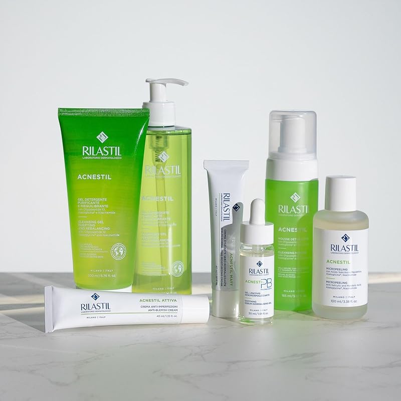 Acnestil Gel Detergente, Purificante e Riequilibrante per Pelli Miste, Grasse e con Tendenza Acneica, Confezione 200ml
