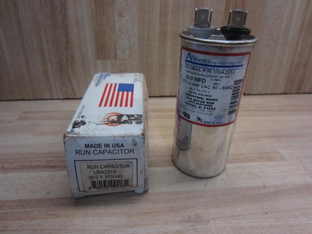 AMRAD ENGINEERINGUSA2213 Series Round USA-Made Motor Run Capacitor, 30 Mfd, 370/440 Vac-132328