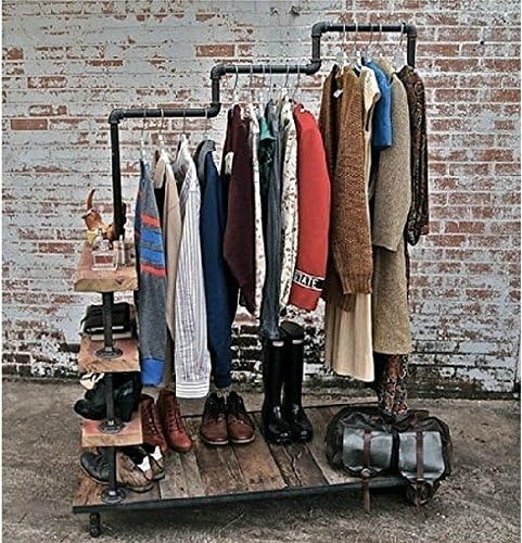 Amazon Co Jp パイプデザイン 階段アイアンハンガーラック 鉄 金属パイプ 台座木製 小物棚付き ブラック 新築 お部屋のインテリアに 家具 ｄｉｙ 店舗 ディスプレイ クローゼット 収納 ホーム キッチン