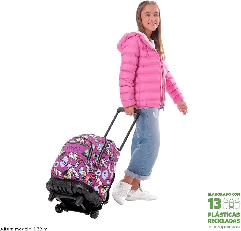 - Mochila Escolar con Ruedas, Modelo Renglones, Capacidad 26,21 Litros, Bolsillo para PC 14", Bolsillo Botella, Correas en S para Mayor Comodidad, Resistente, Estampado Kitsune